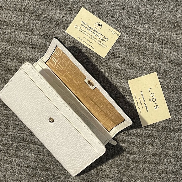LODIS Kate Classic Mini Wallet White Genuine Leather Never Used - Picture 1 of 7